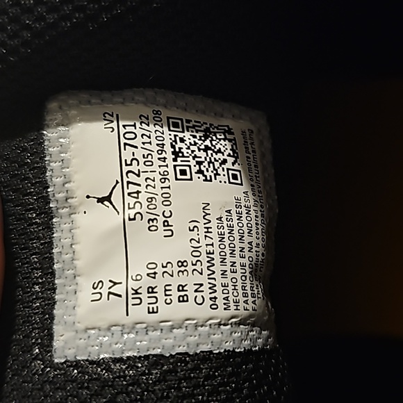 Size 7 jordan 1 - Picture 4 of 4